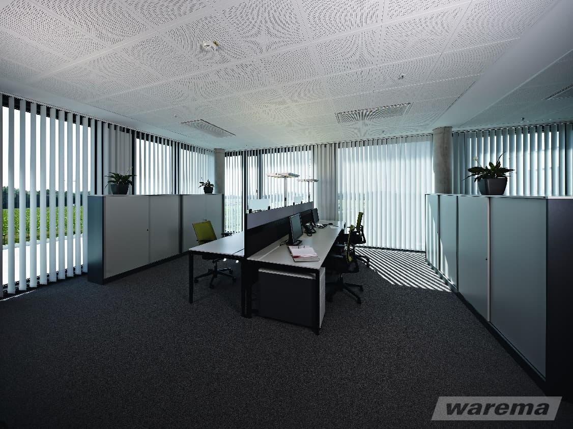 Vertikaljalousie für Büro und Praxis