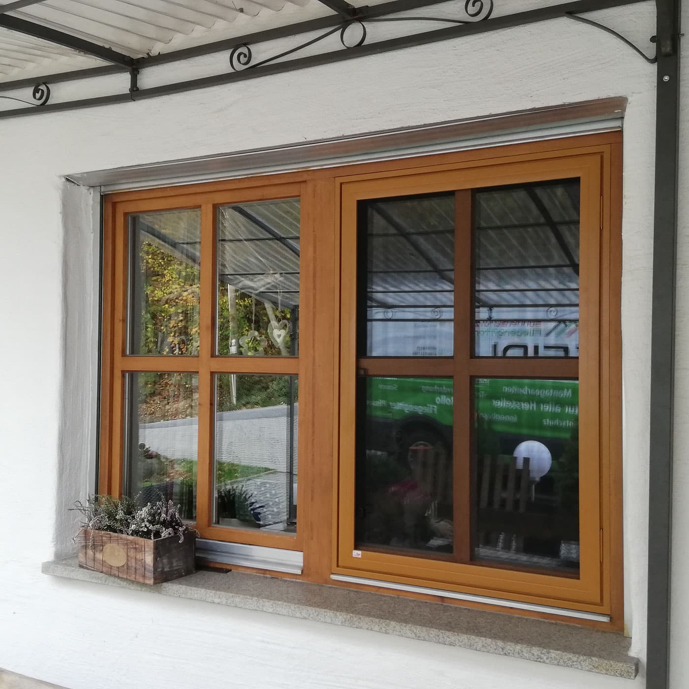 Drehfenster nach außen öffnend